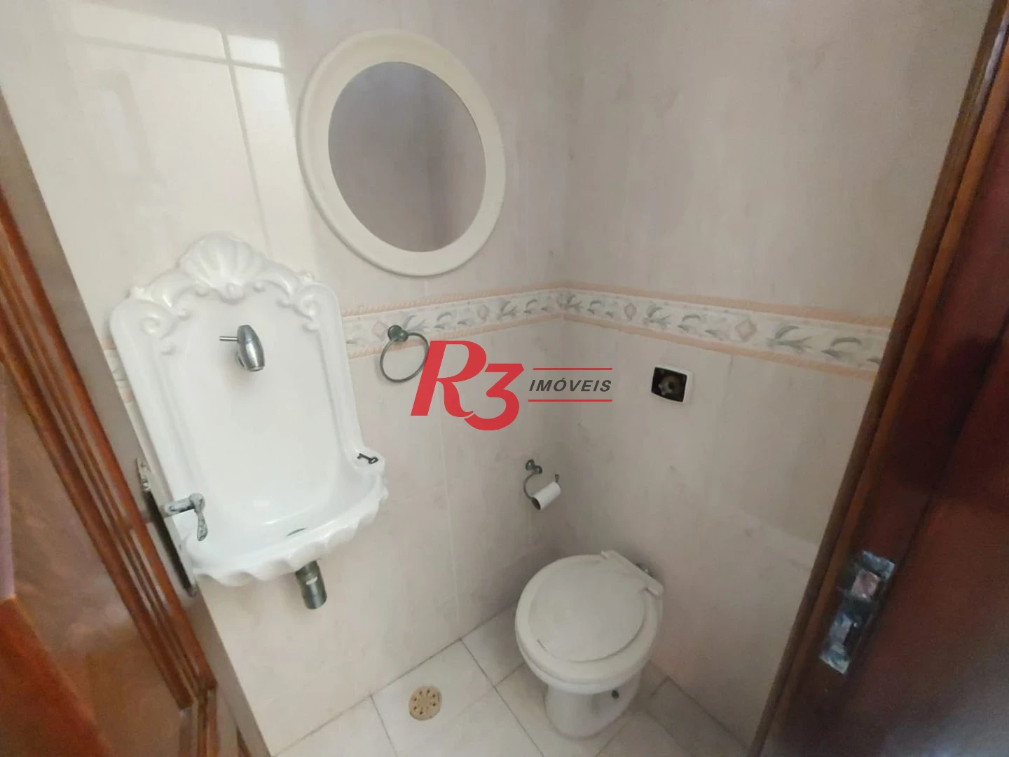 Apartamento com 2 dormitórios à venda, 160 m² por R$ 900.000,00 - José Menino - Santos/SP