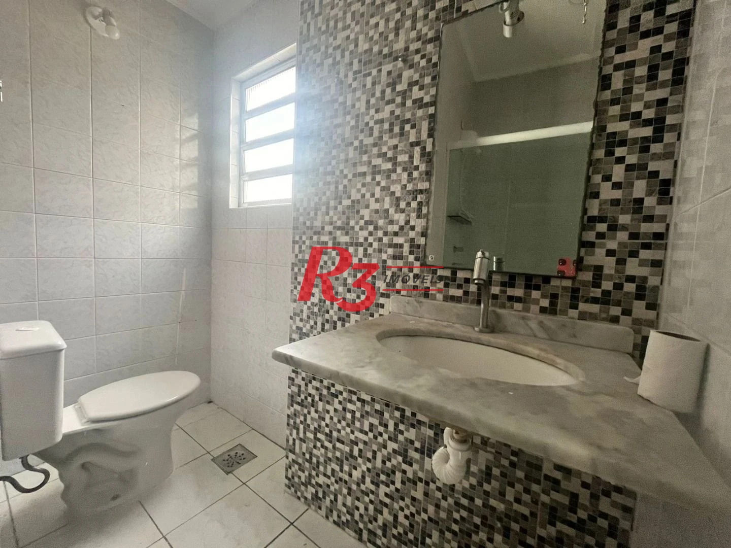 Apartamento com 3 dormitórios à venda, 100 m² por R$ 600.000,00 - Ponta da Praia - Santos/SP