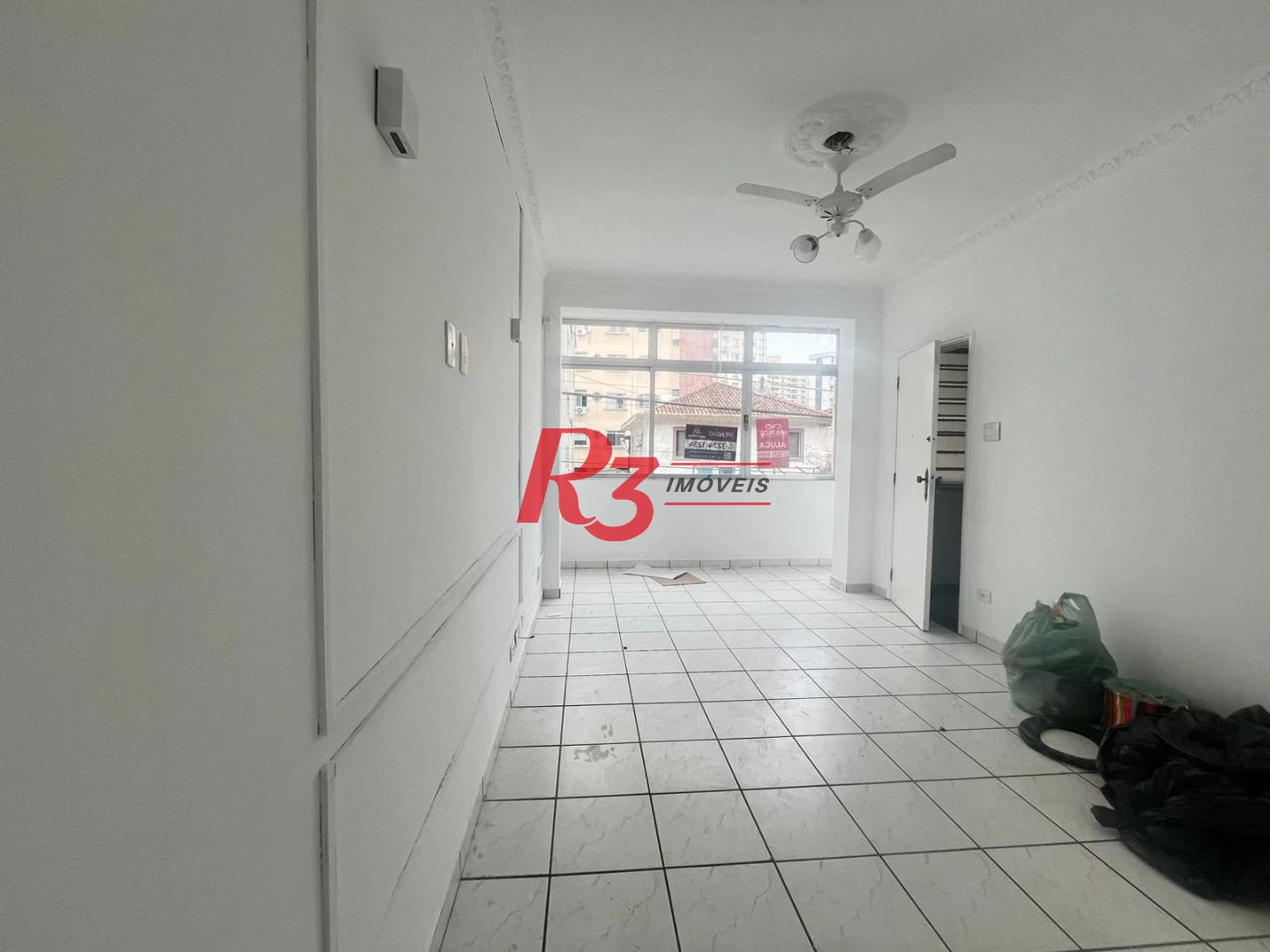 Apartamento com 3 dormitórios à venda, 100 m² por R$ 600.000,00 - Ponta da Praia - Santos/SP
