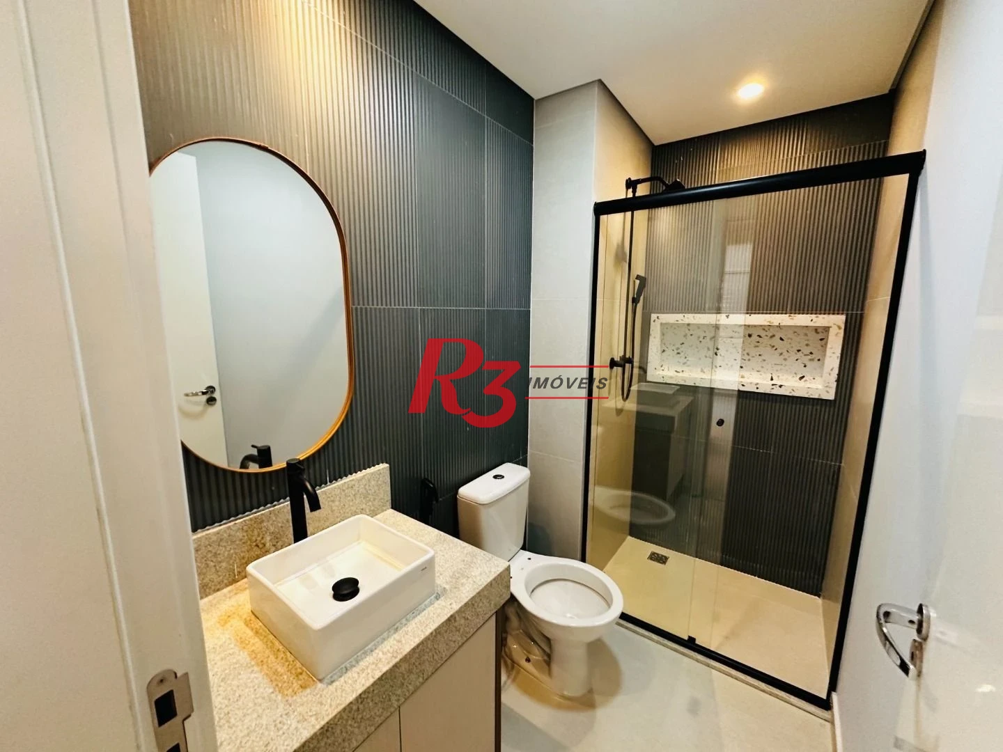 Apartamento à venda, 62 m² por R$ 752.600,00 - Marapé - Santos/SP