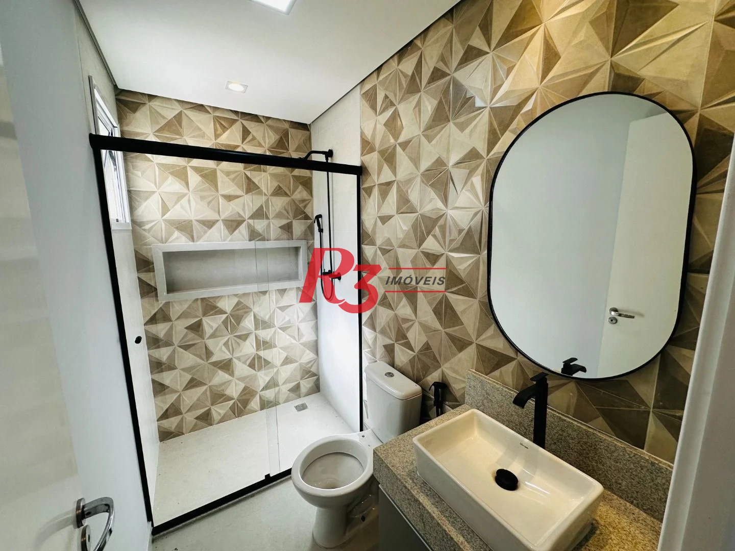 Apartamento à venda, 62 m² por R$ 752.600,00 - Marapé - Santos/SP
