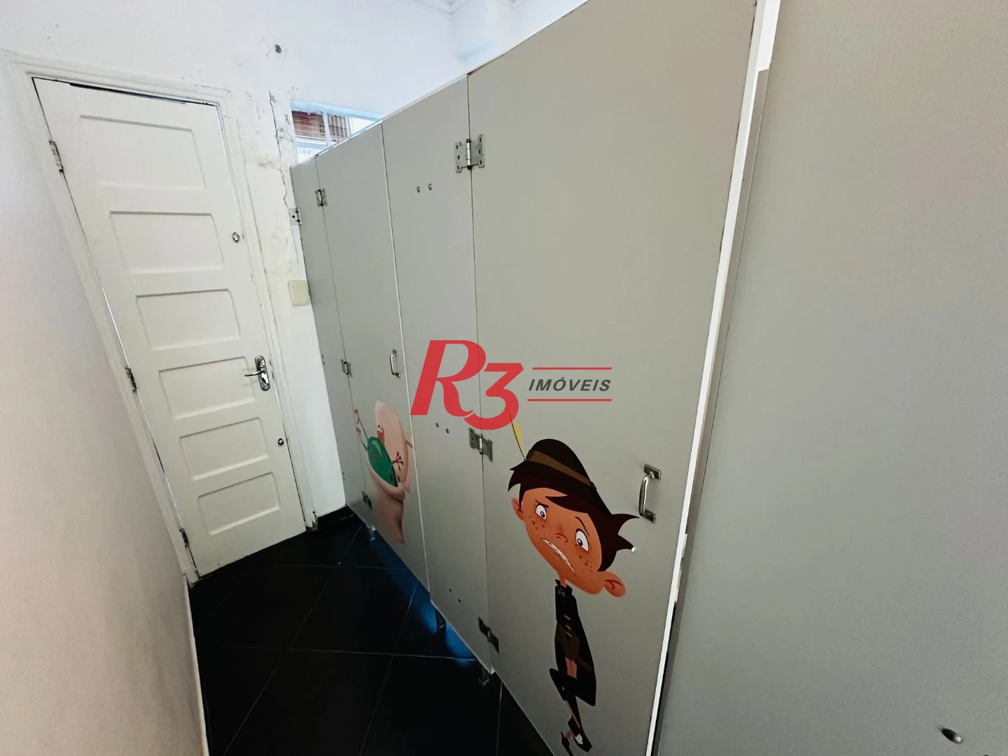 Sobrado com 4 dormitórios à venda, 245 m² por R$ 1.500.000,00 - Ponta da Praia - Santos/SP