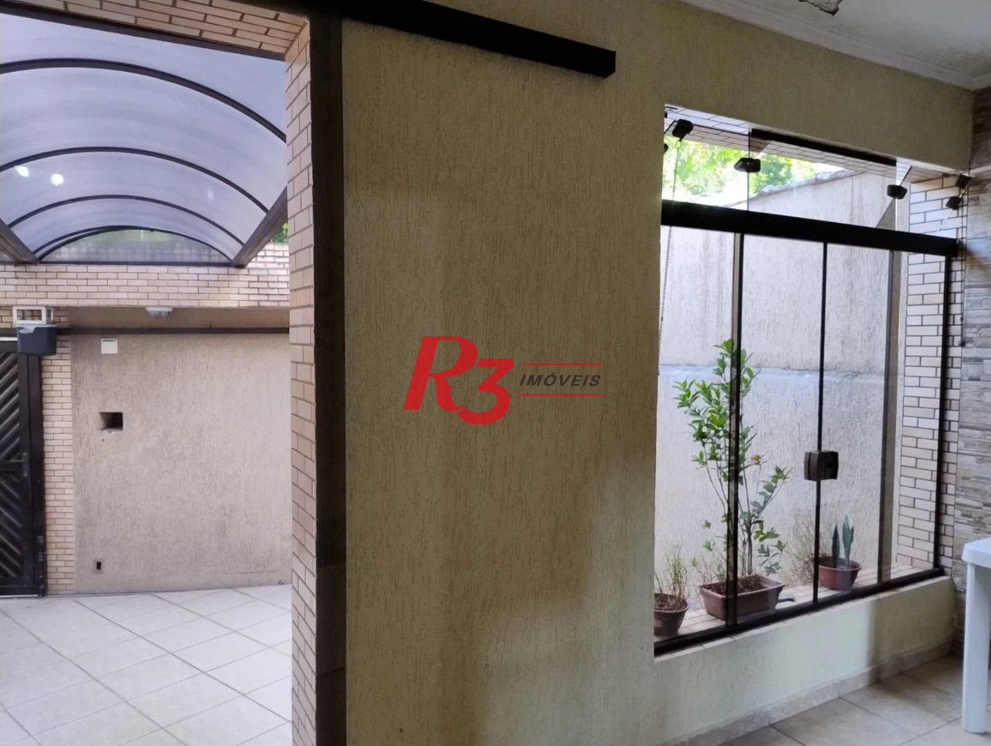 Sobrado à venda, 226 m² por R$ 700.000,00 - Centro - São Vicente/SP