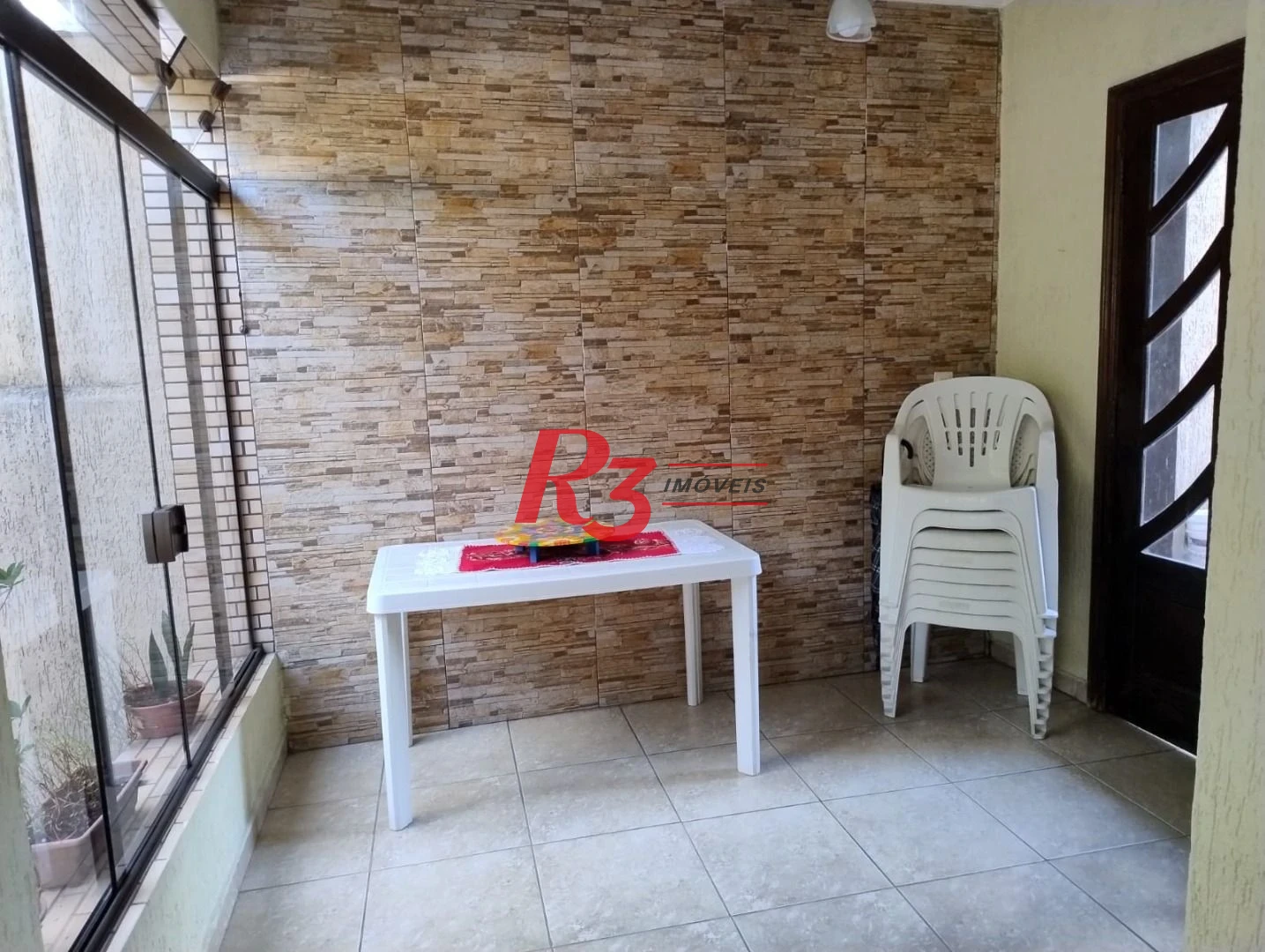 Sobrado à venda, 226 m² por R$ 700.000,00 - Centro - São Vicente/SP