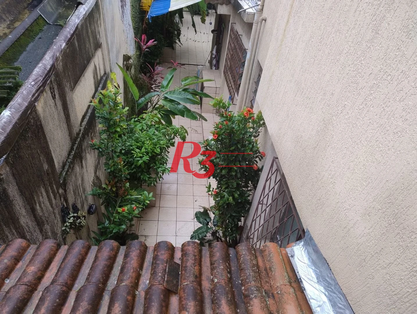 Sobrado à venda, 226 m² por R$ 700.000,00 - Centro - São Vicente/SP