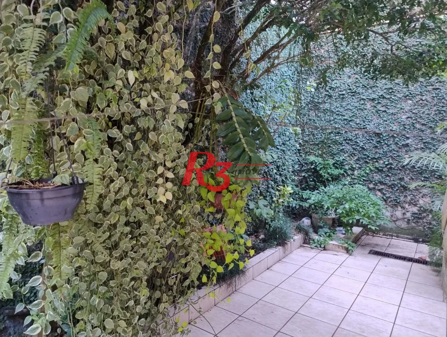 Sobrado à venda, 226 m² por R$ 700.000,00 - Centro - São Vicente/SP