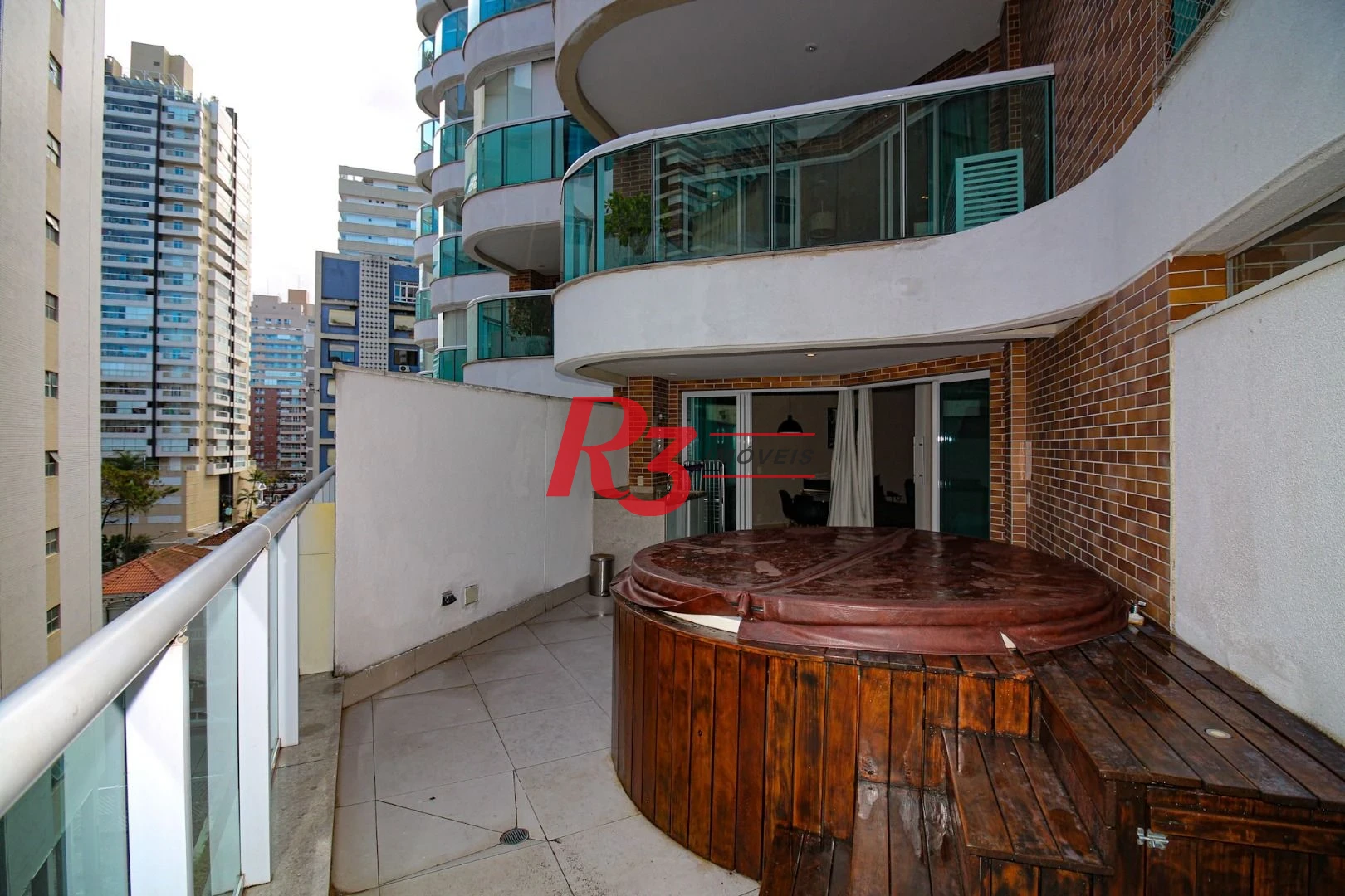 Apartamento com 1 dormitório à venda, 63 m² por R$ 766.000,00 - Pompéia - Santos/SP