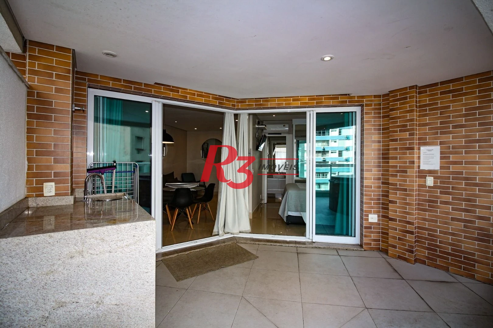Apartamento com 1 dormitório à venda, 63 m² por R$ 766.000,00 - Pompéia - Santos/SP