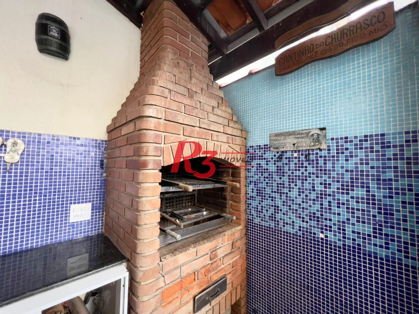 Casa com 3 dormitórios à venda, 182 m² por R$ 1.400.000,00 - Embaré - Santos/SP