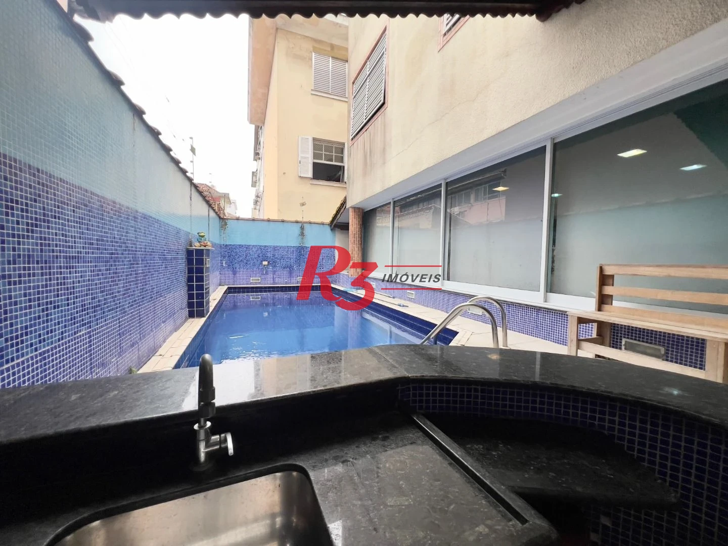 Casa com 3 dormitórios à venda, 182 m² por R$ 1.400.000,00 - Embaré - Santos/SP