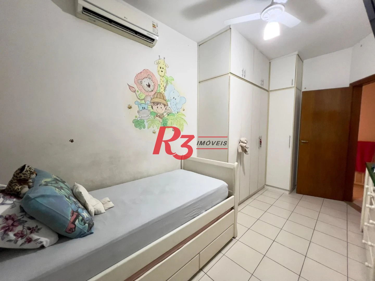 Casa com 3 dormitórios à venda, 182 m² por R$ 1.400.000,00 - Embaré - Santos/SP