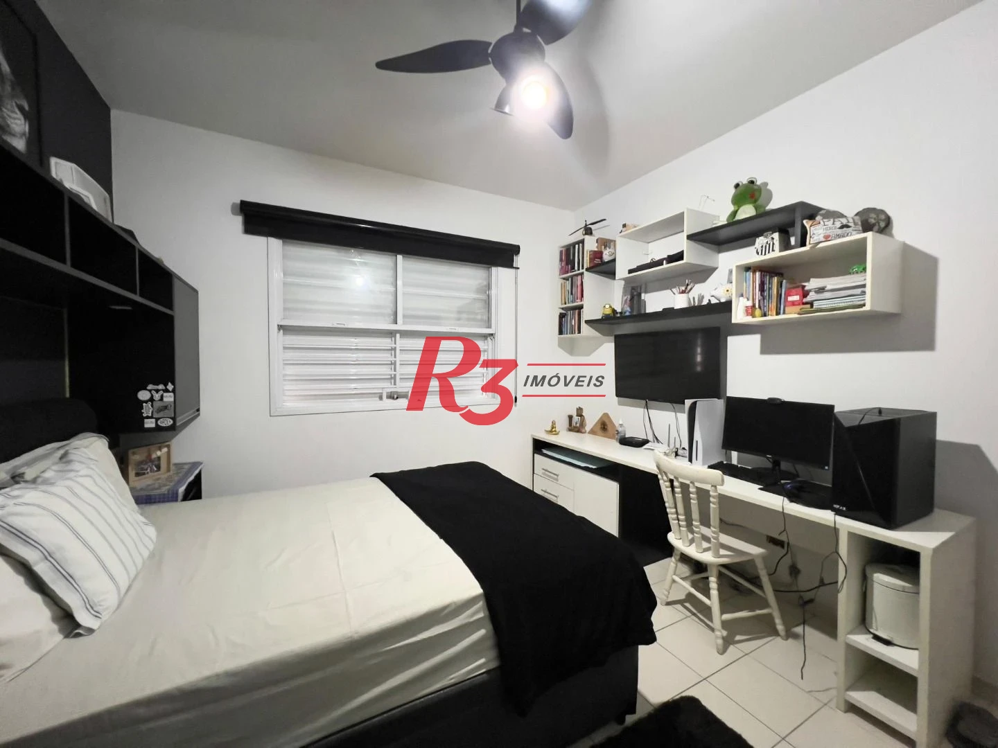 Casa com 3 dormitórios à venda, 182 m² por R$ 1.400.000,00 - Embaré - Santos/SP