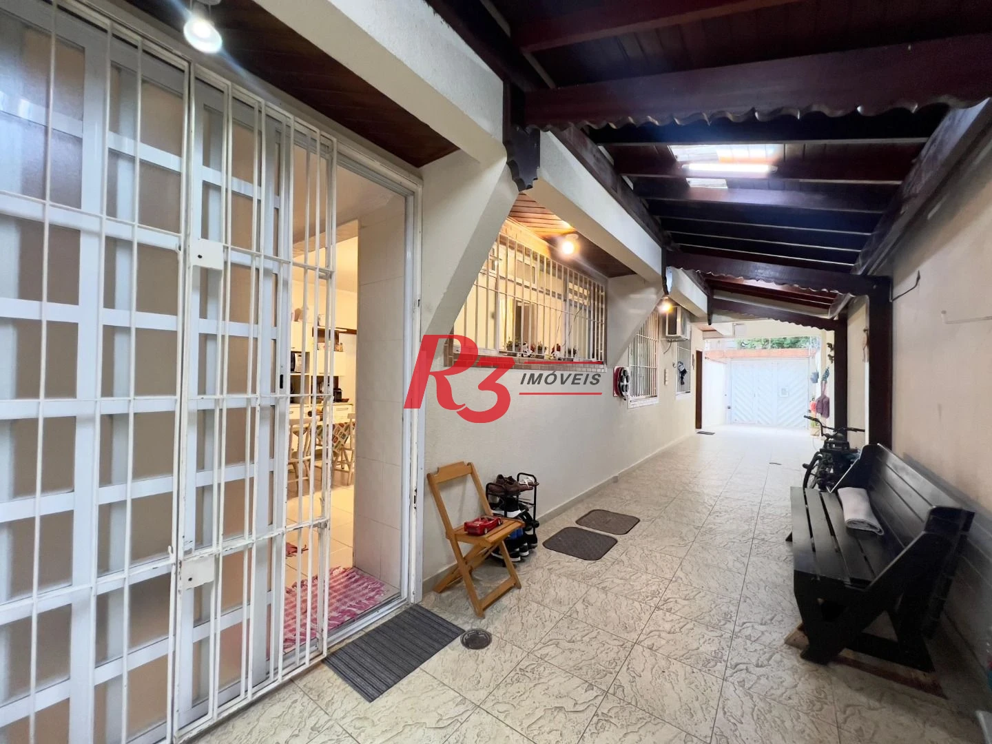 Casa com 3 dormitórios à venda, 182 m² por R$ 1.400.000,00 - Embaré - Santos/SP