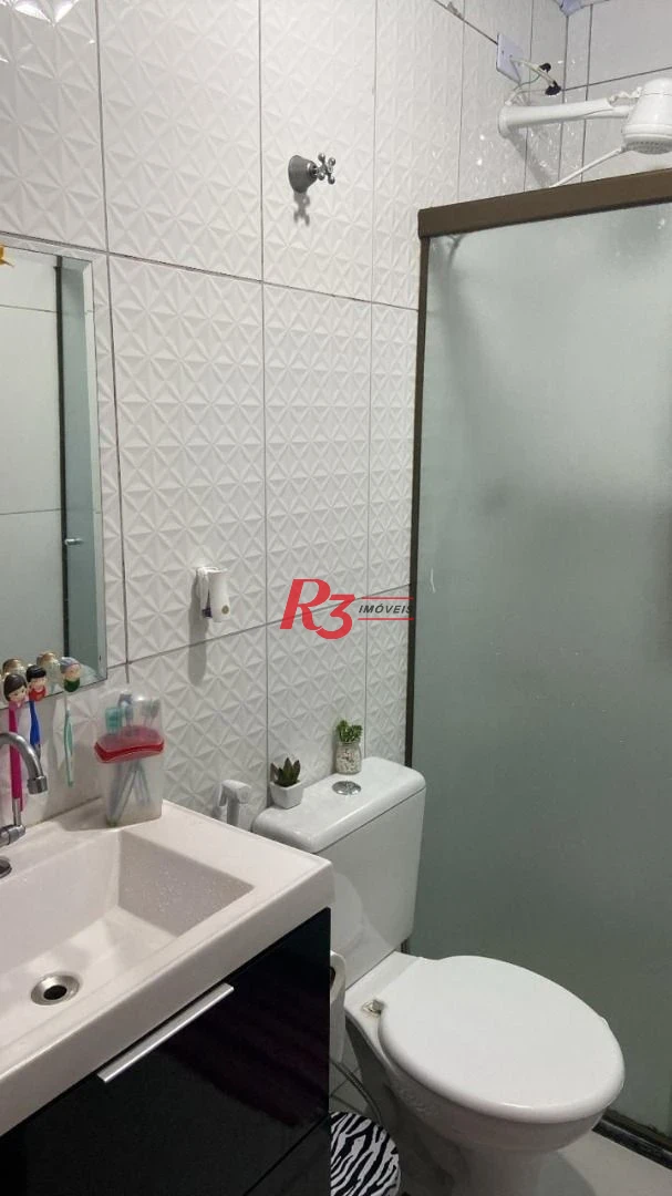Casa com 3 dormitórios à venda, 150 m² por R$ 375.000,00 - Parque Bitaru - São Vicente/SP