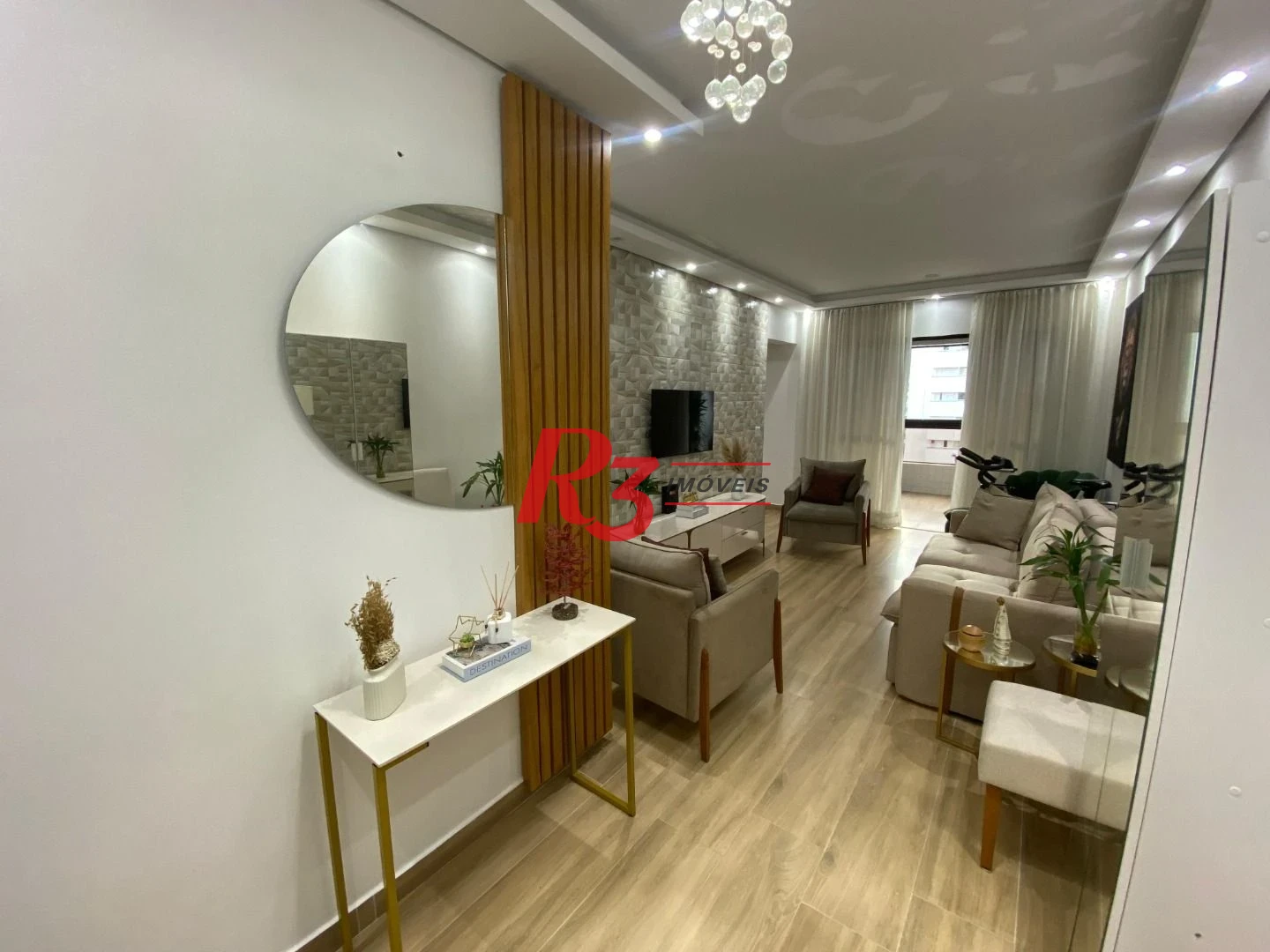 Apartamento com 2 dormitórios à venda, 100 m² por R$ 690.000,00 - Marapé - Santos/SP