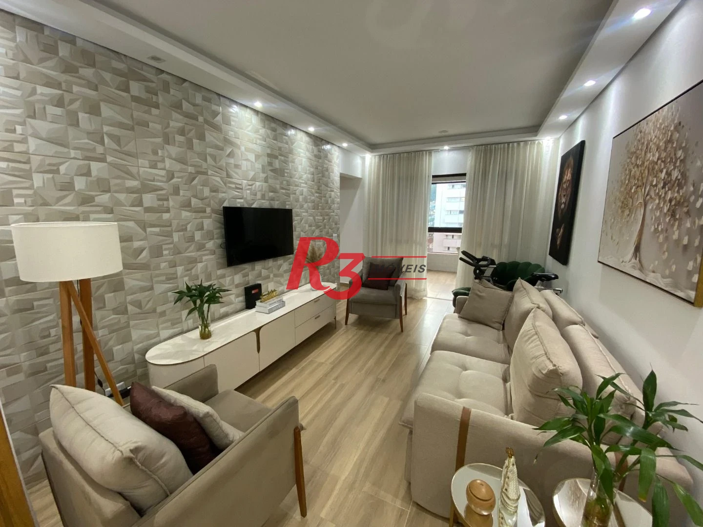 Apartamento com 2 dormitórios à venda, 100 m² por R$ 690.000,00 - Marapé - Santos/SP
