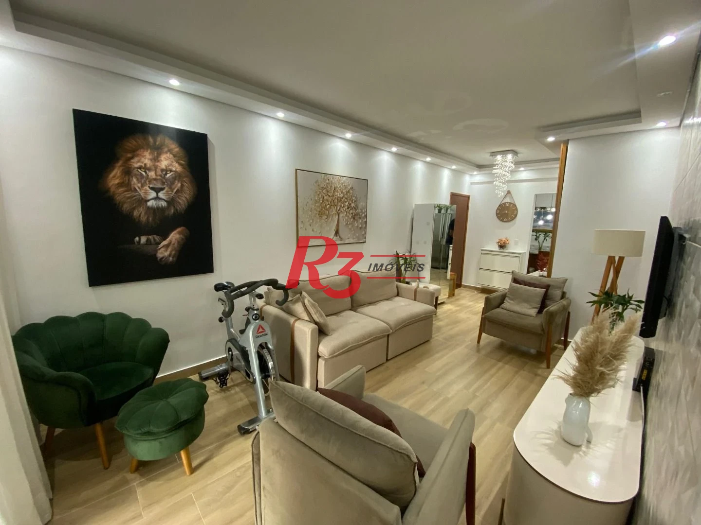 Apartamento com 2 dormitórios à venda, 100 m² por R$ 690.000,00 - Marapé - Santos/SP