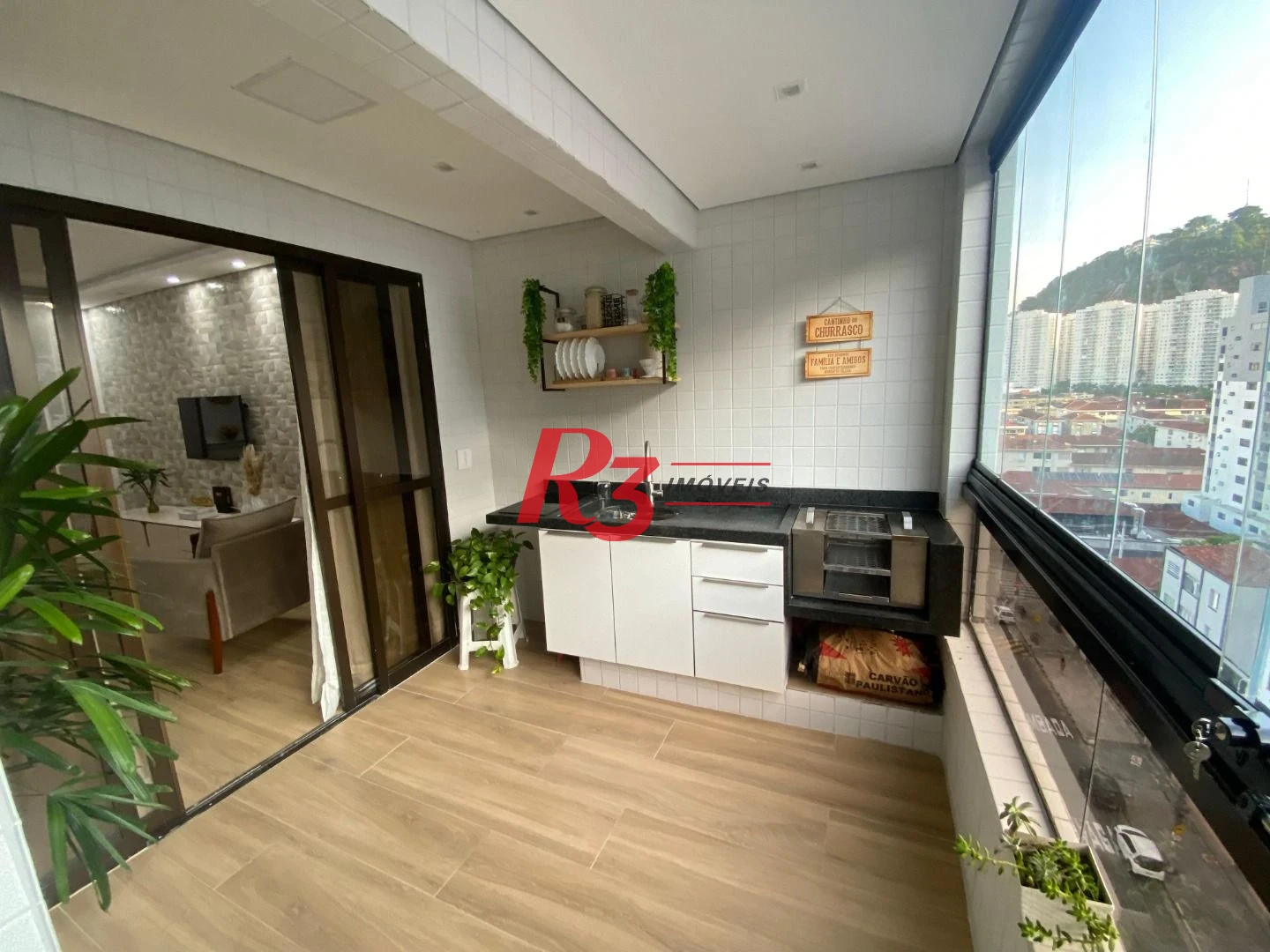 Apartamento com 2 dormitórios à venda, 100 m² por R$ 690.000,00 - Marapé - Santos/SP