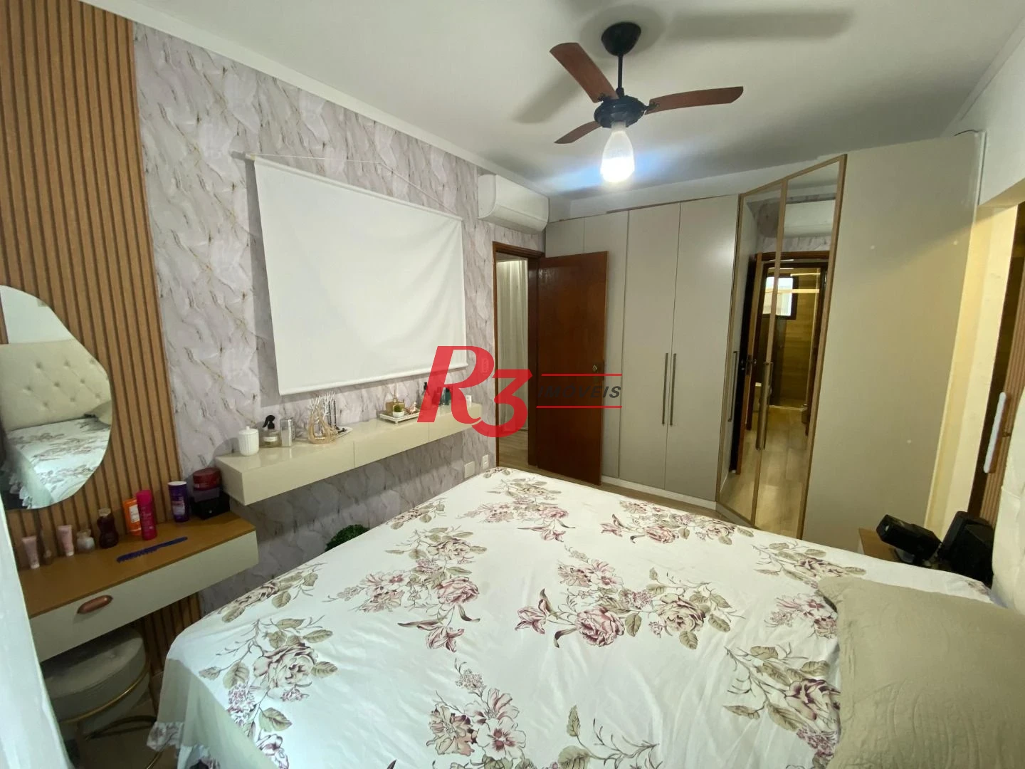 Apartamento com 2 dormitórios à venda, 100 m² por R$ 690.000,00 - Marapé - Santos/SP