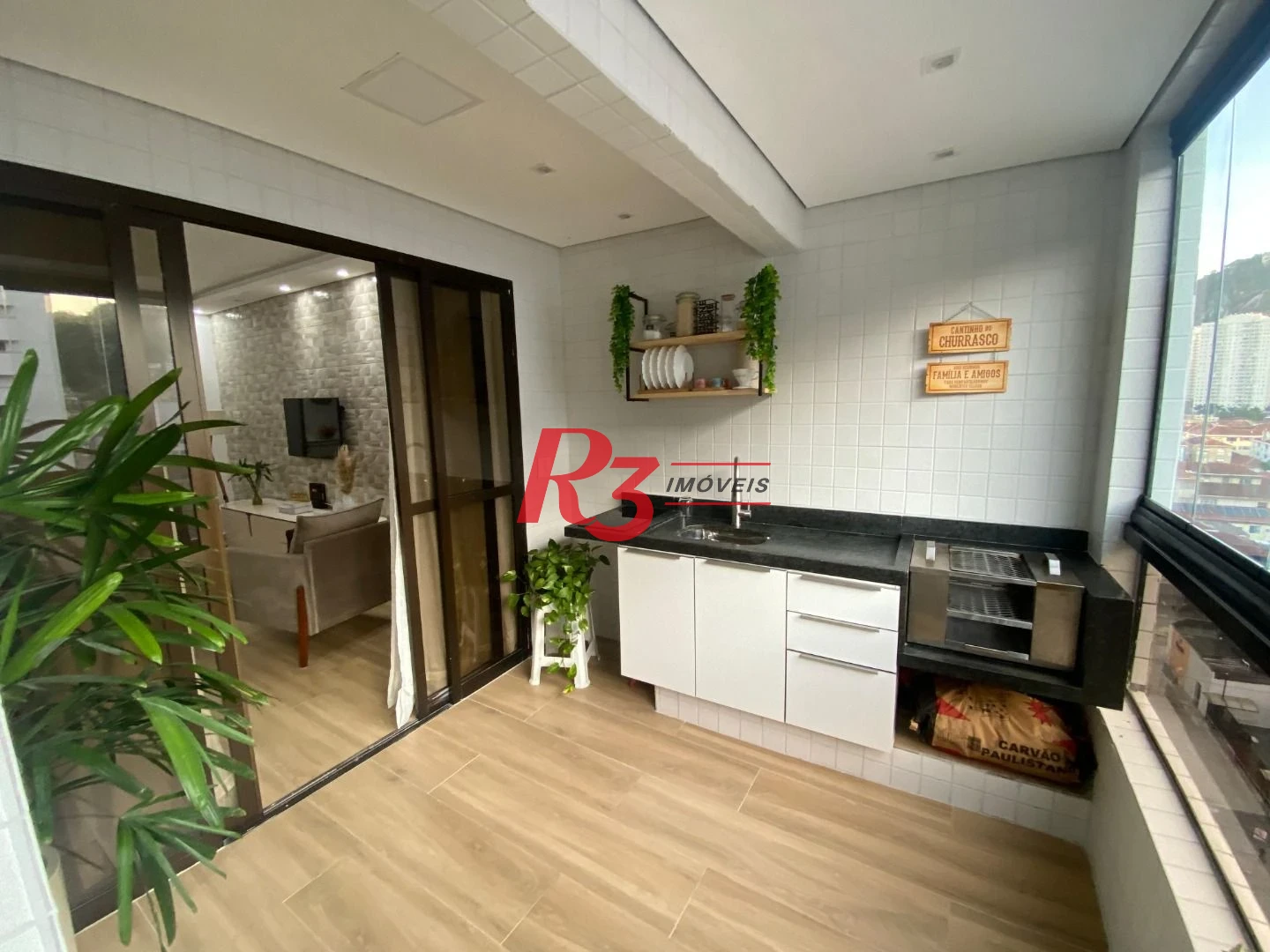 Apartamento com 2 dormitórios à venda, 100 m² por R$ 690.000,00 - Marapé - Santos/SP