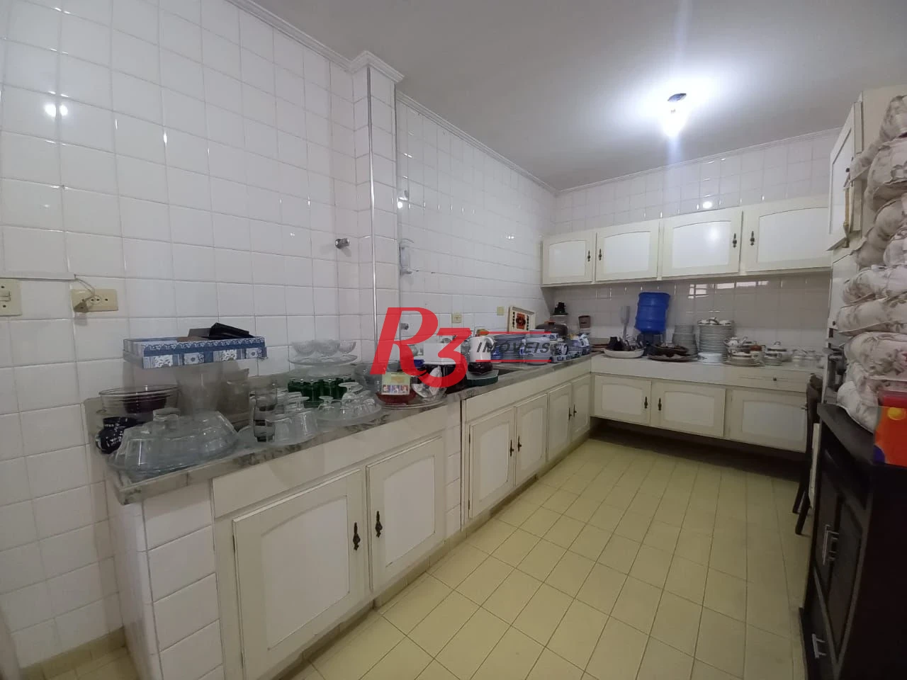 Apartamento com 3 dormitórios à venda, 224 m² por R$ 900.000,00 - Gonzaga - Santos/SP