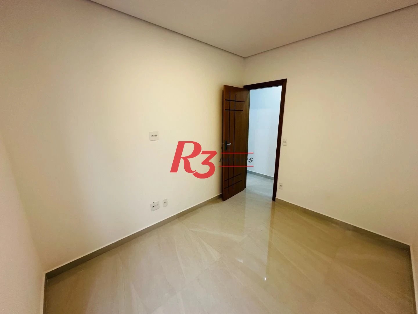 Sobrado à venda, 220 m² por R$ 1.600.000,00 - Embaré - Santos/SP