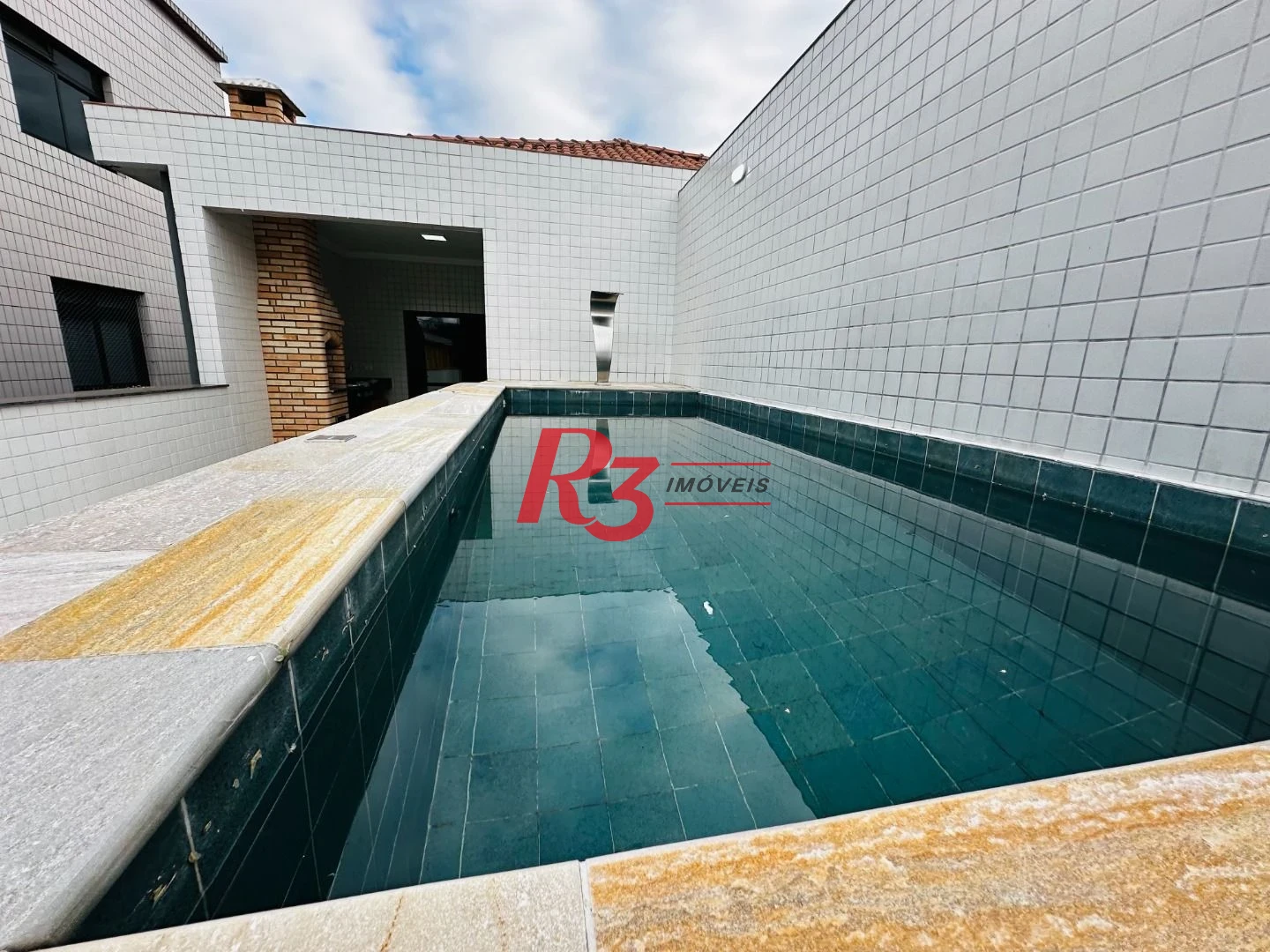 Sobrado à venda, 220 m² por R$ 1.600.000,00 - Embaré - Santos/SP