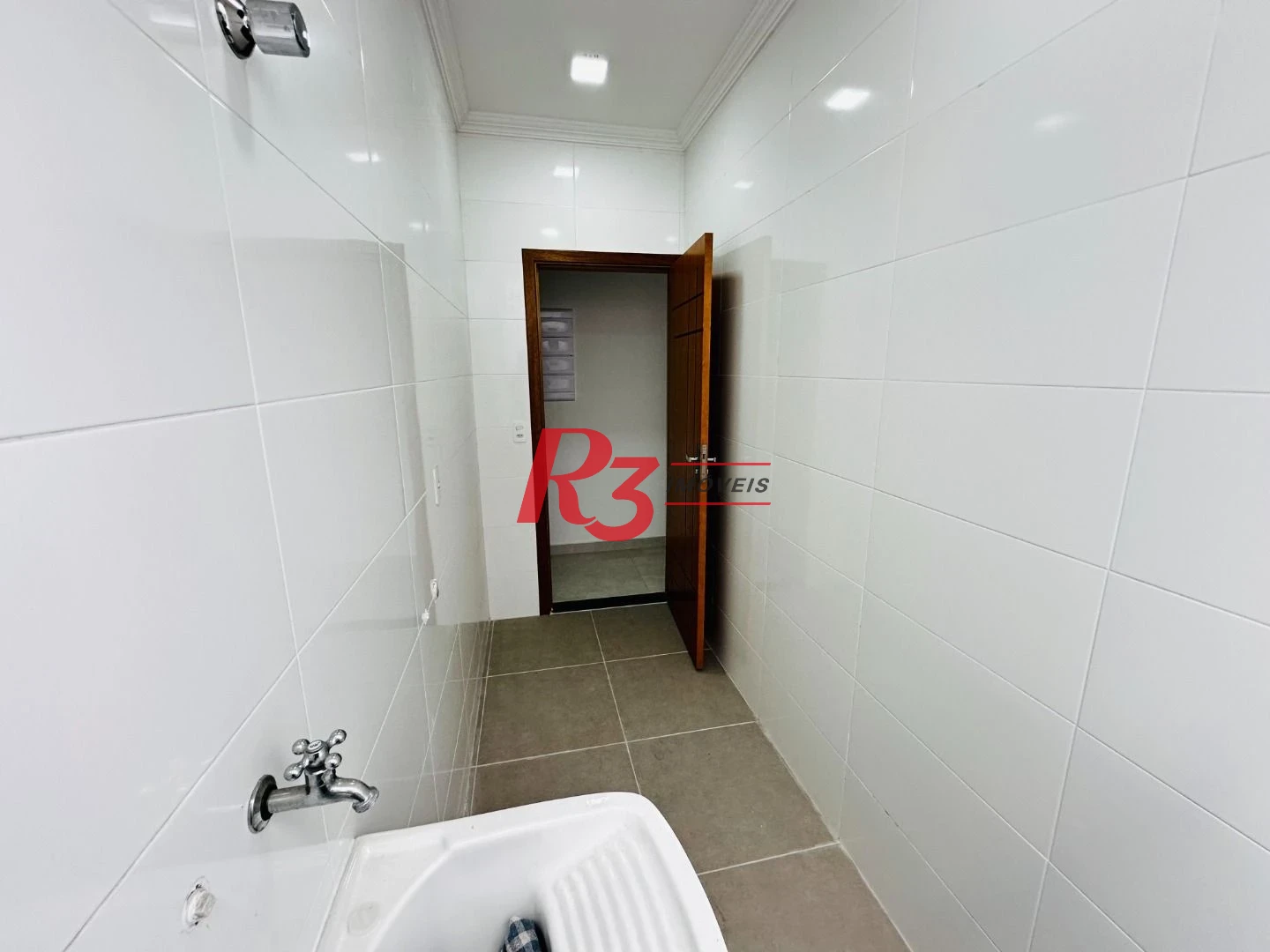 Sobrado à venda, 220 m² por R$ 1.600.000,00 - Embaré - Santos/SP