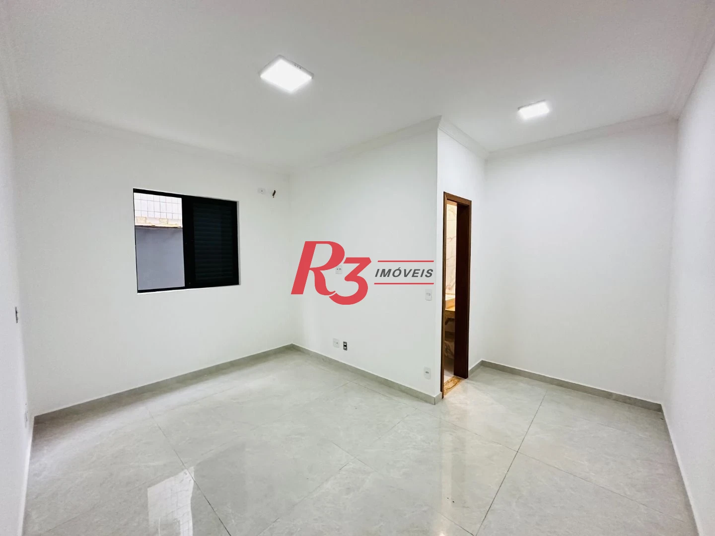 Sobrado à venda, 160 m² por R$ 950.000,00 - Embaré - Santos/SP