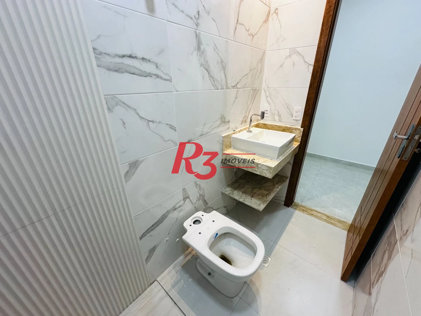 Sobrado à venda, 160 m² por R$ 950.000,00 - Embaré - Santos/SP