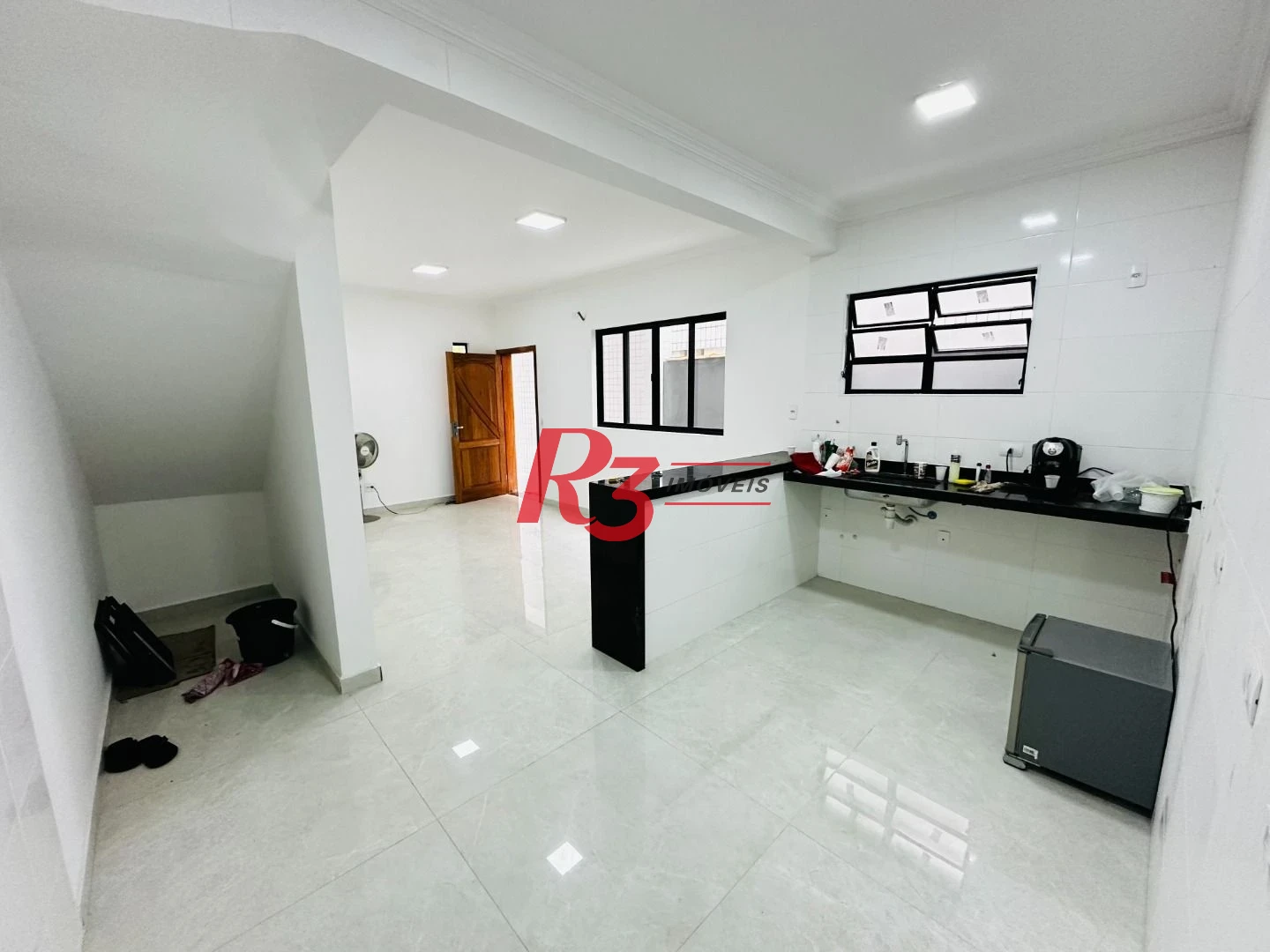 Sobrado à venda, 160 m² por R$ 950.000,00 - Embaré - Santos/SP