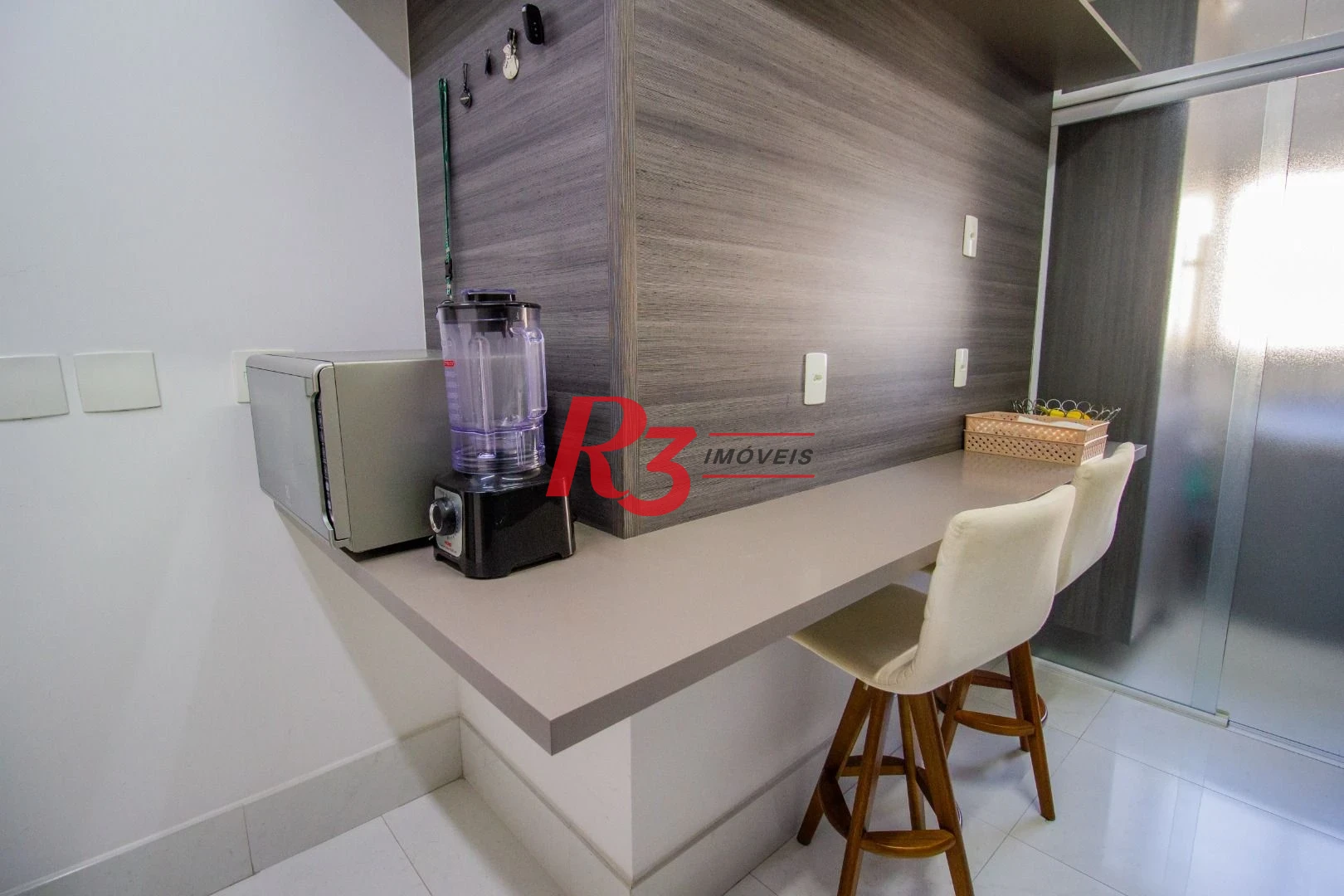 Apartamento com 2 dormitórios à venda, 114 m² por R$ 1.650.000,00 - Pompéia - Santos/SP