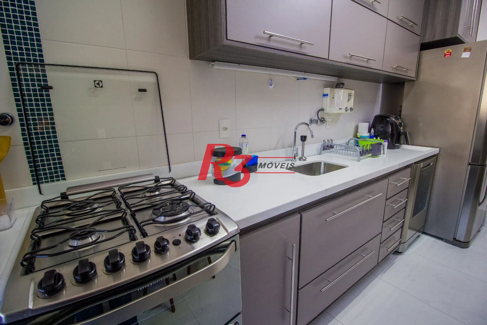 Apartamento com 2 dormitórios à venda, 114 m² por R$ 1.650.000,00 - Pompéia - Santos/SP