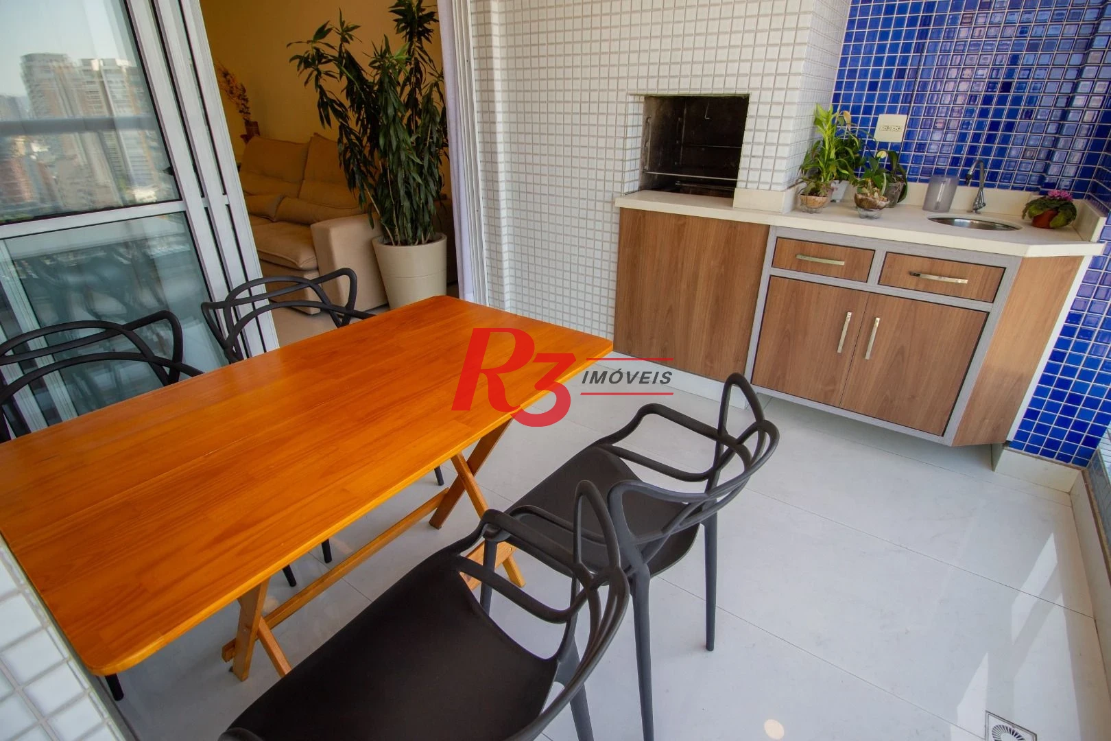 Apartamento com 2 dormitórios à venda, 114 m² por R$ 1.650.000,00 - Pompéia - Santos/SP