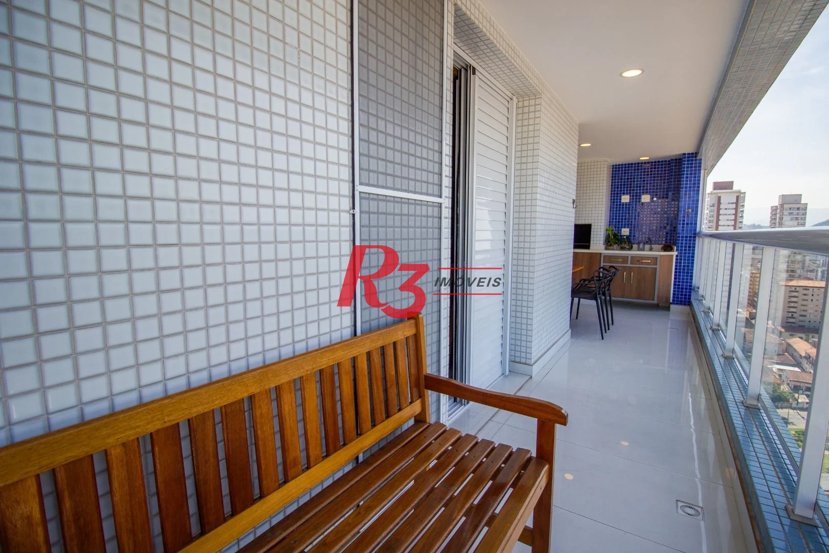 Apartamento com 2 dormitórios à venda, 114 m² por R$ 1.650.000,00 - Pompéia - Santos/SP