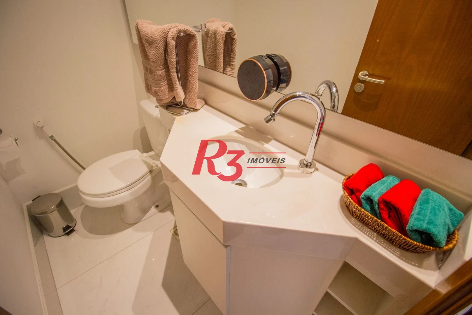 Apartamento com 2 dormitórios à venda, 114 m² por R$ 1.650.000,00 - Pompéia - Santos/SP