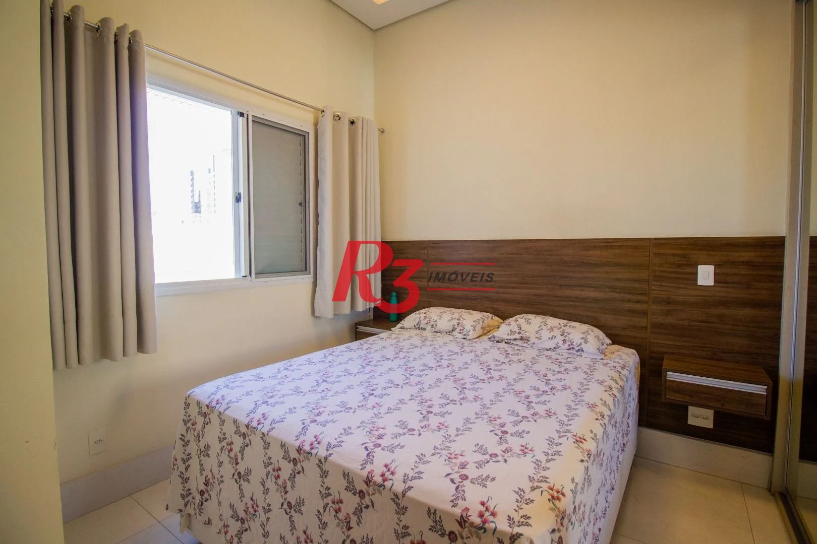 Apartamento com 2 dormitórios à venda, 114 m² por R$ 1.650.000,00 - Pompéia - Santos/SP