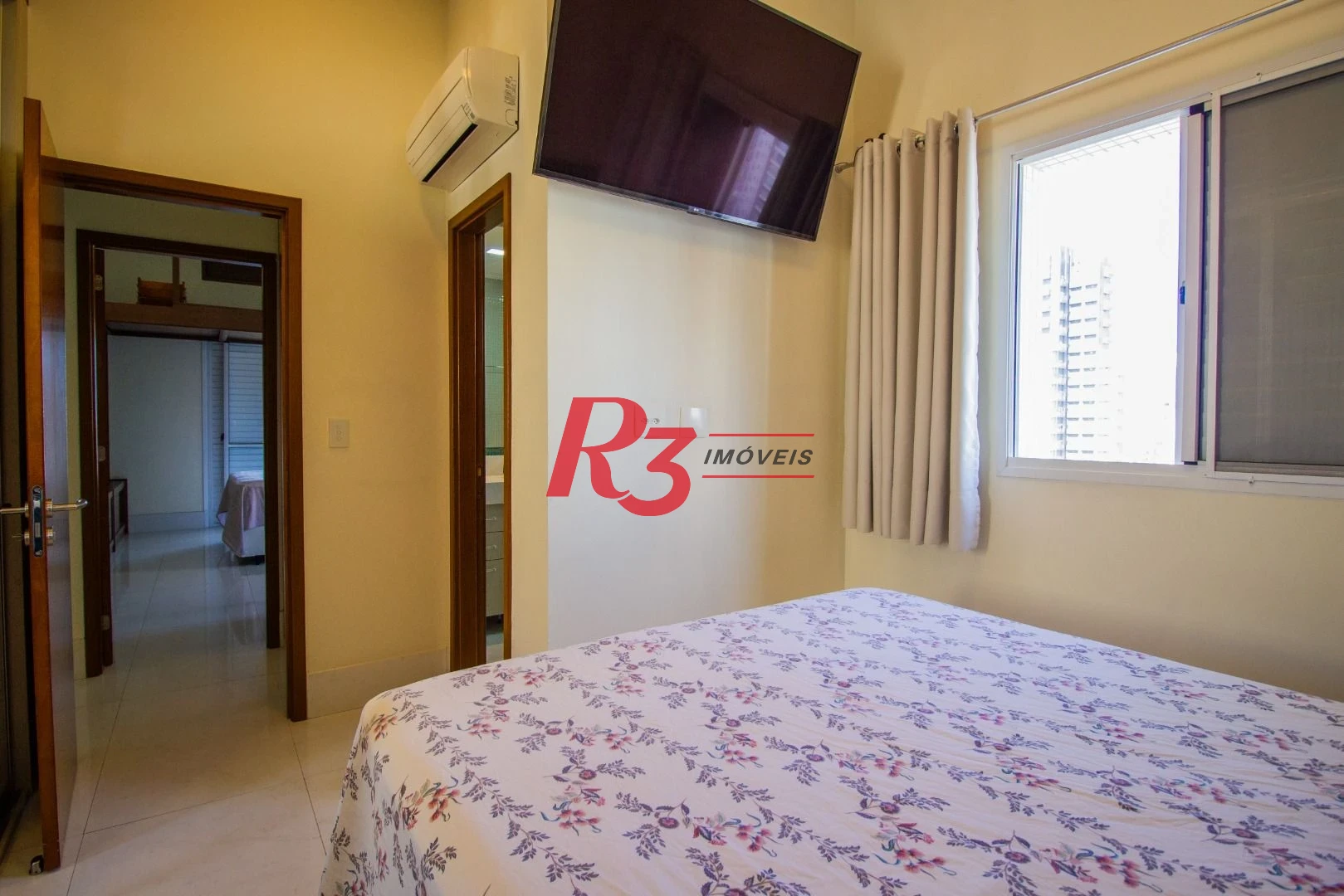 Apartamento com 2 dormitórios à venda, 114 m² por R$ 1.650.000,00 - Pompéia - Santos/SP