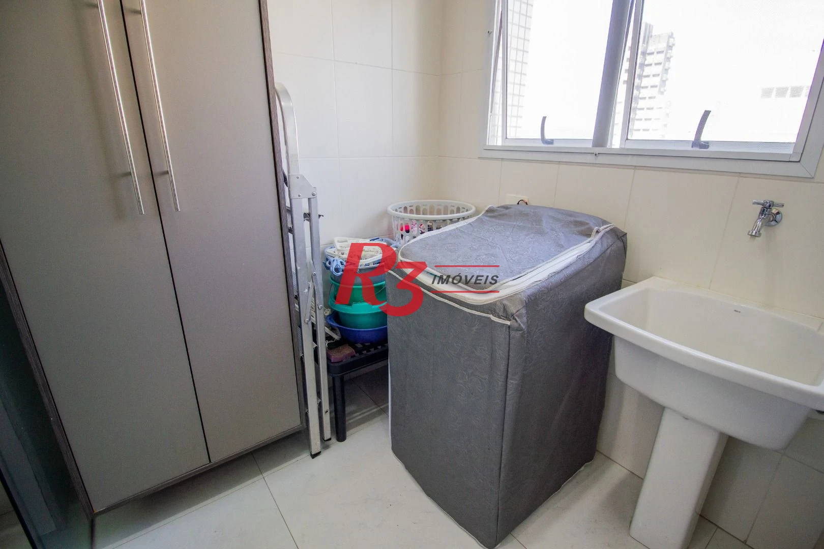 Apartamento com 2 dormitórios à venda, 114 m² por R$ 1.650.000,00 - Pompéia - Santos/SP