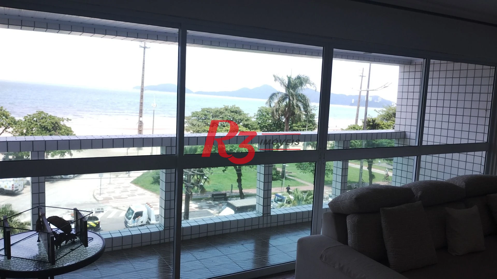 Apartamento com 4 dormitórios à venda, 200 m² por R$ 1.330.000,00 - Embaré - Santos/SP