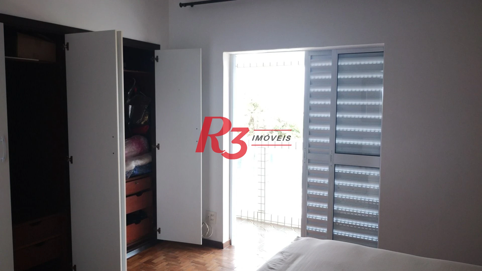Apartamento com 4 dormitórios à venda, 200 m² por R$ 1.330.000,00 - Embaré - Santos/SP