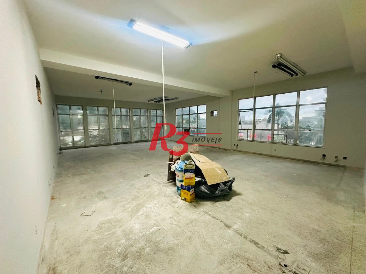 Sala, 269 m² - venda por R$ 1.360.000,00 ou aluguel por R$ 14.000,00/mês - Vila Matias - Santos/SP