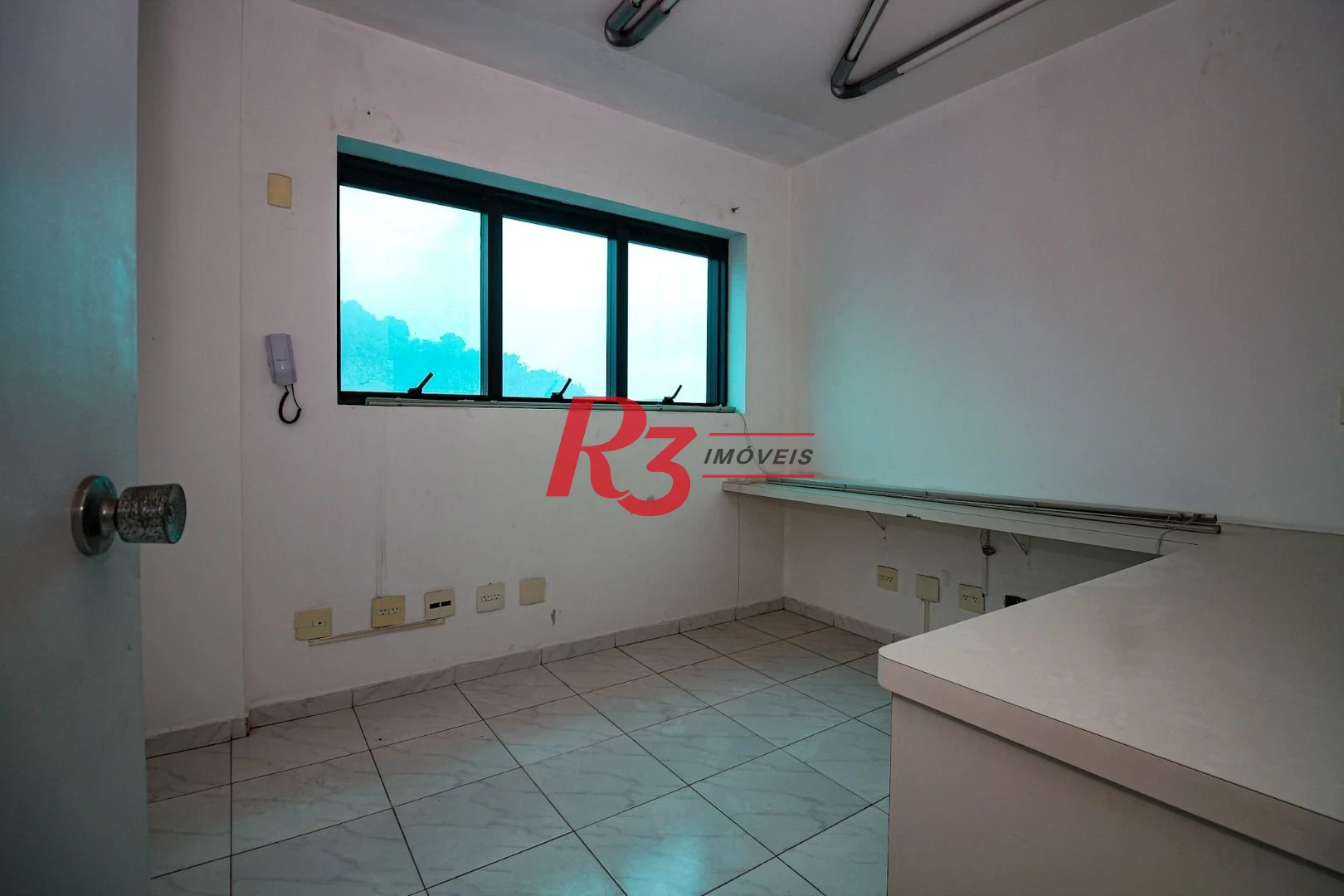 Sala para alugar, 115 m² por R$ 4.500,02/mês - Vila Mathias - Santos/SP