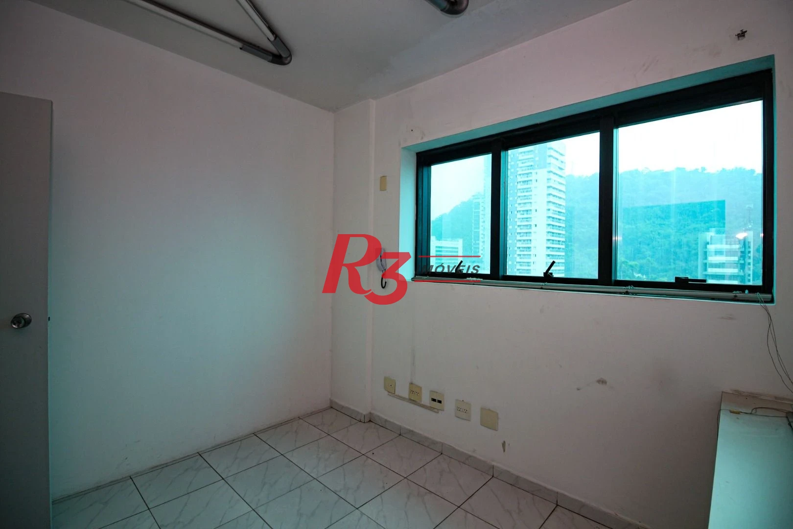Sala para alugar, 115 m² por R$ 4.500,02/mês - Vila Mathias - Santos/SP