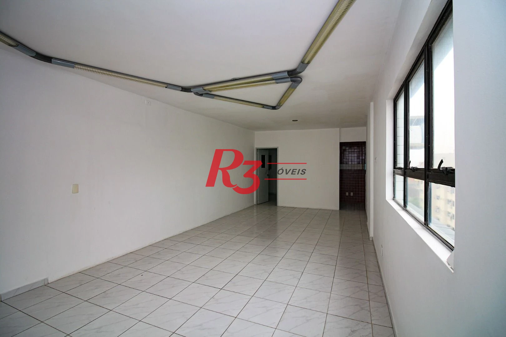 Sala para alugar, 115 m² por R$ 4.500,02/mês - Vila Mathias - Santos/SP