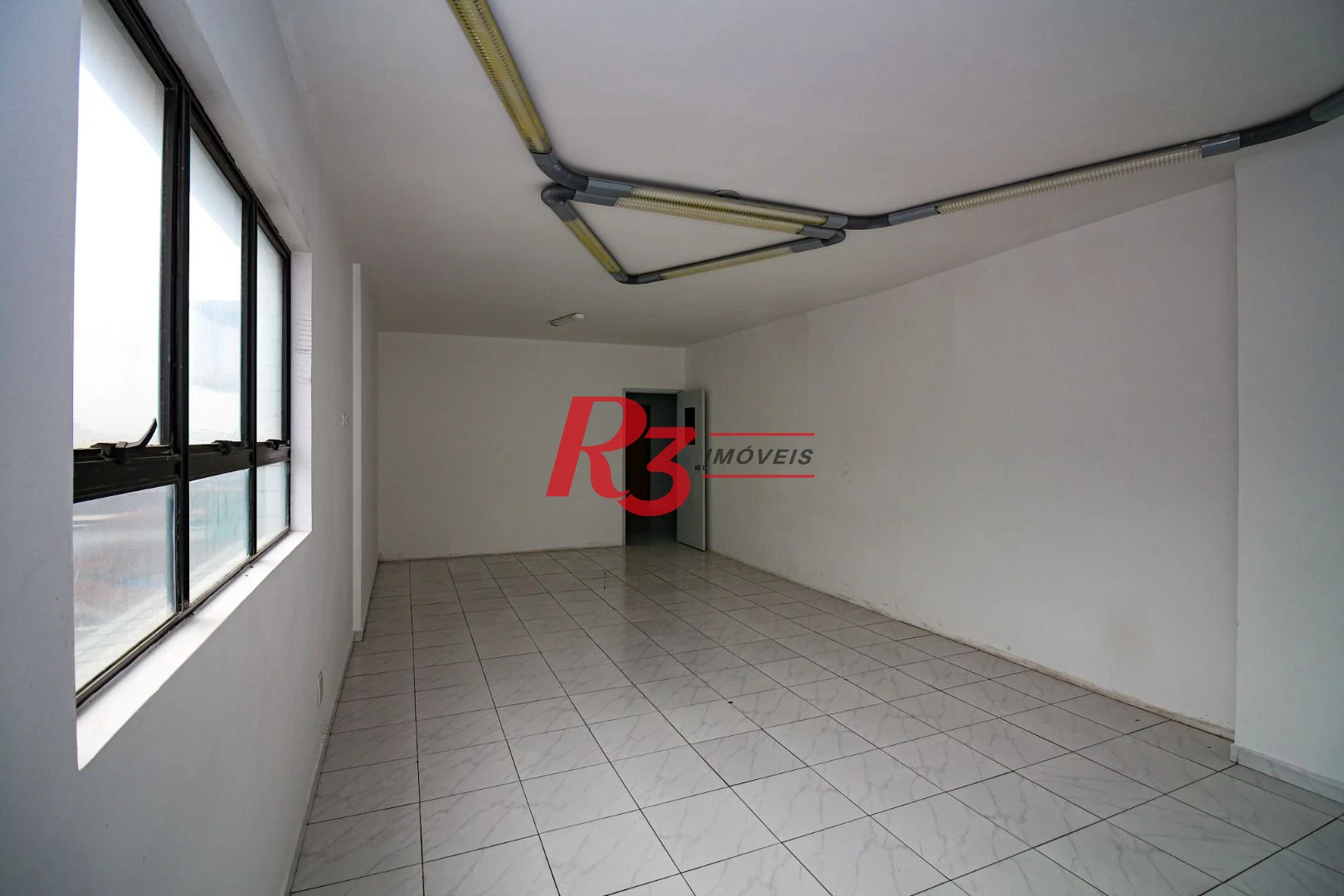 Sala para alugar, 115 m² por R$ 4.500,02/mês - Vila Mathias - Santos/SP