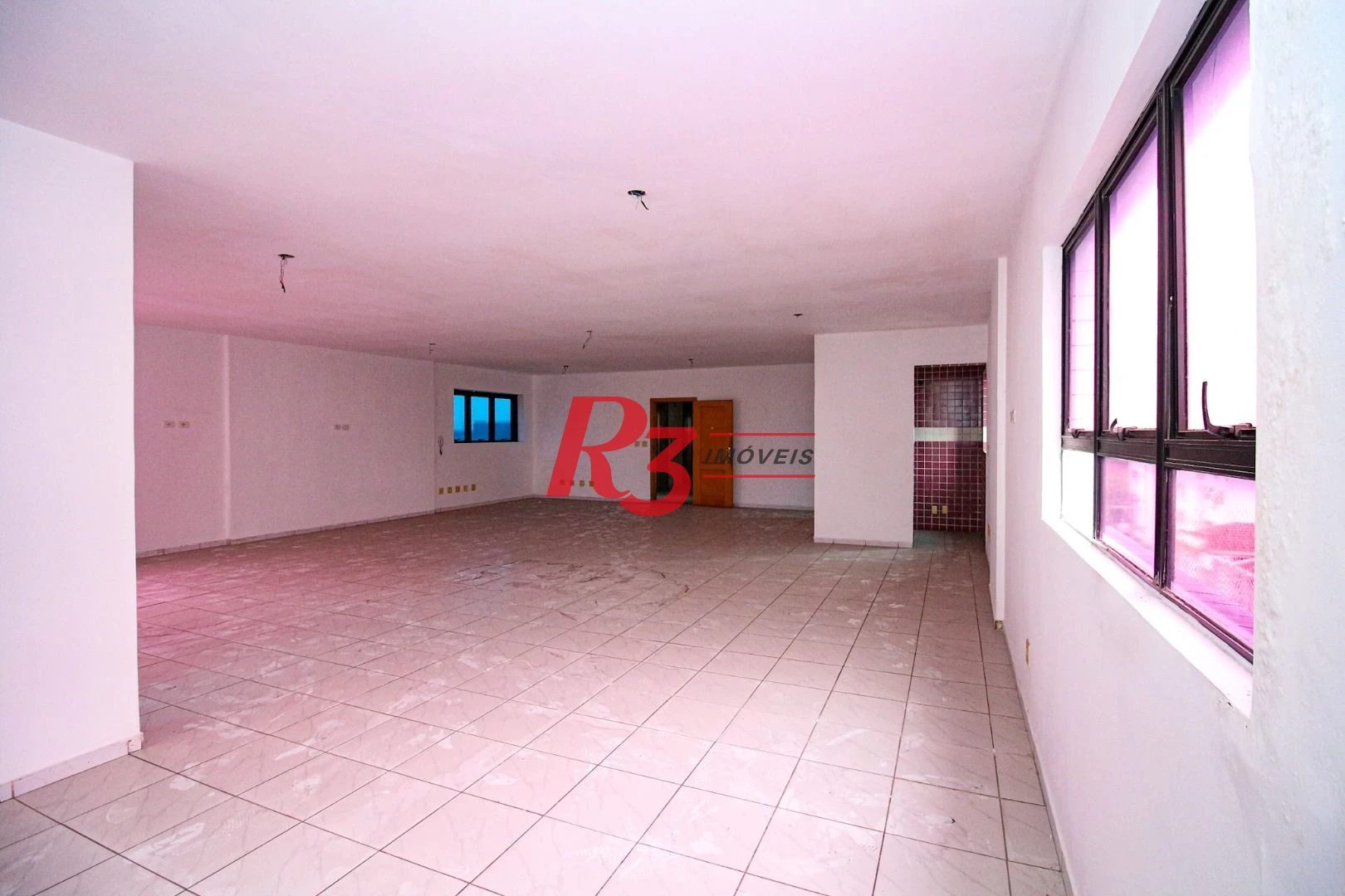 Sala para alugar, 115 m² por R$ 4.500,02/mês - Vila Mathias - Santos/SP