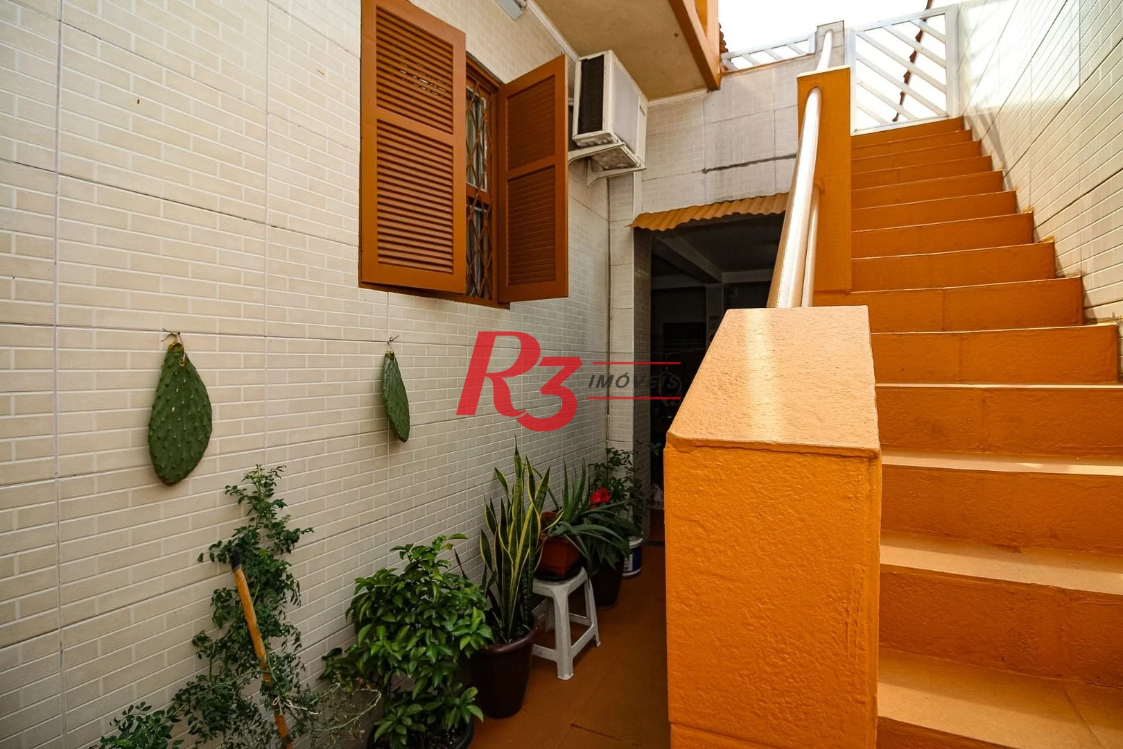 Sobrado à venda, 183 m² por R$ 1.200.000,00 - Vila Belmiro - Santos/SP