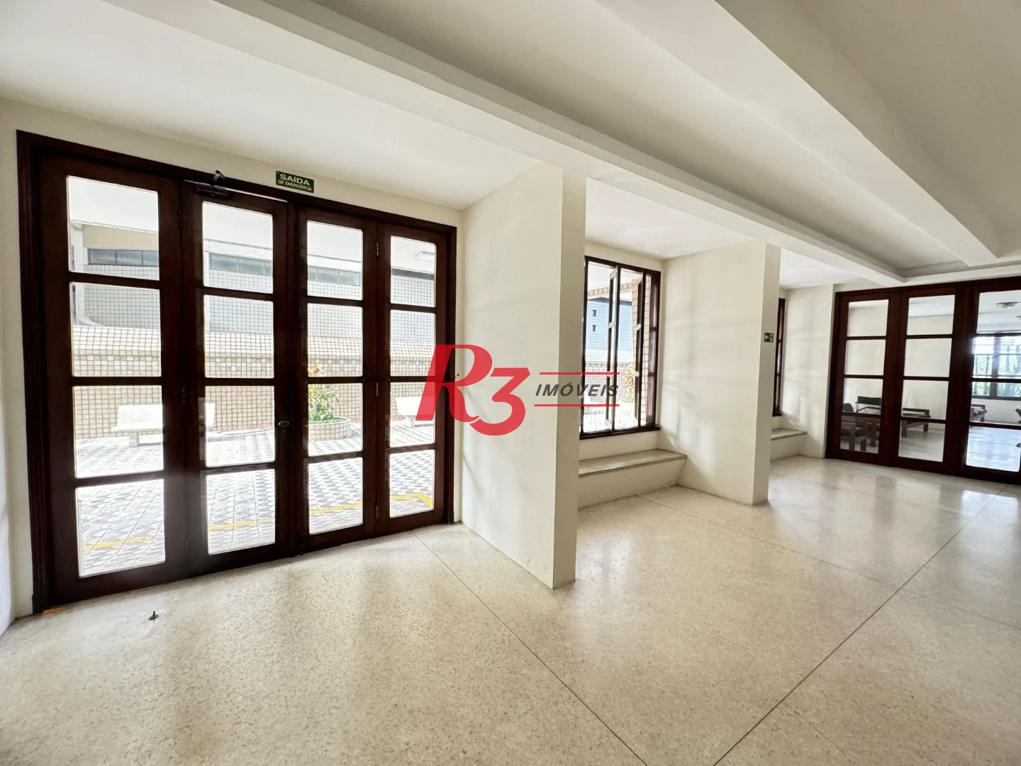 Apartamento com 2 dormitórios à venda, 116 m² por R$ 450.000,00 - Itararé - São Vicente/SP