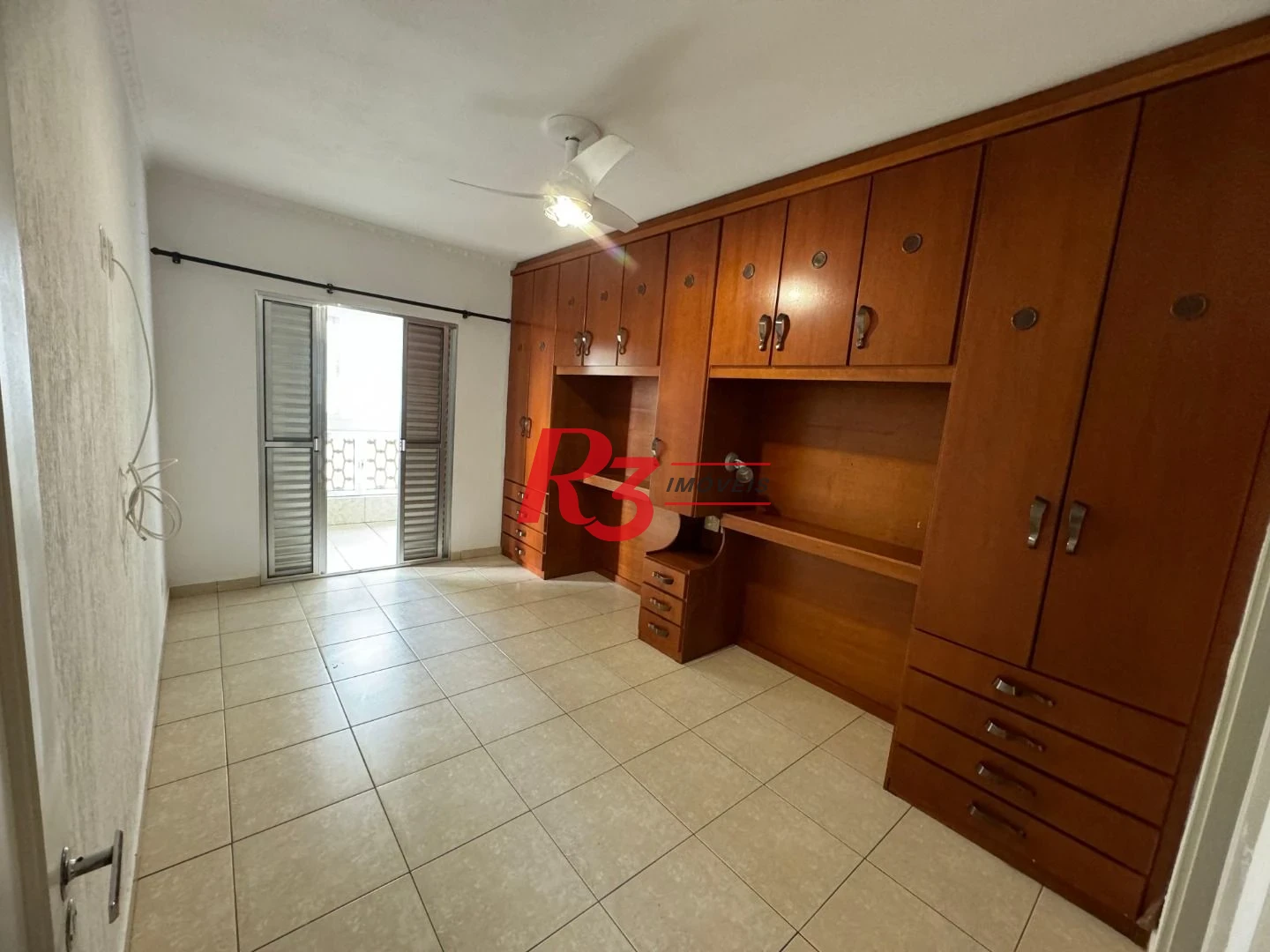 Apartamento com 2 dormitórios à venda, 116 m² por R$ 450.000,00 - Itararé - São Vicente/SP